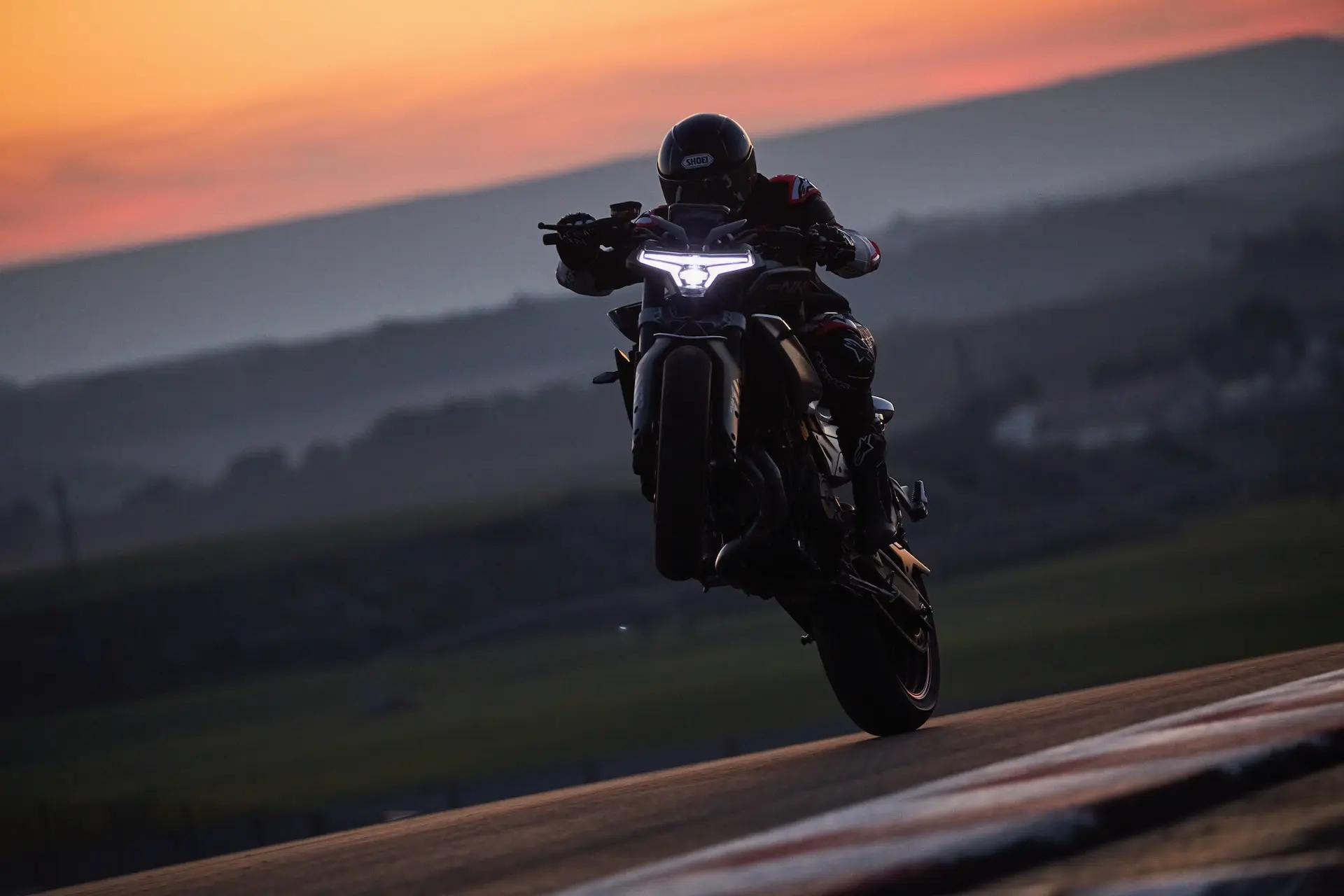 CFMOTO 800NK